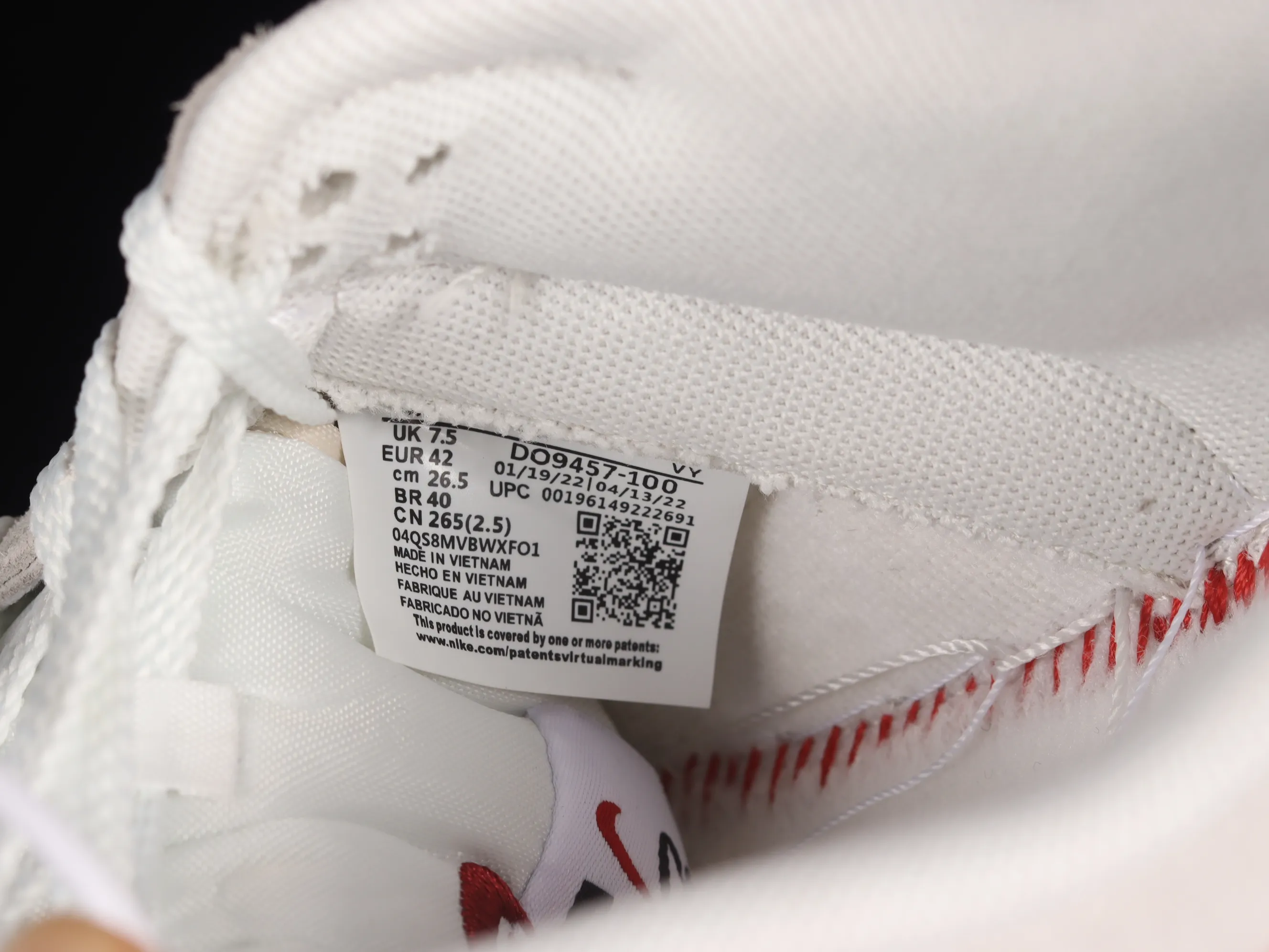 All categories Nk SB Dunk series Nk SB Dunk Low low-top sneakers Nk SB Dunk Low "85" gray red double hook SB low-top sports and leisure sneakers DO9457-100